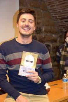 Julen Azcona